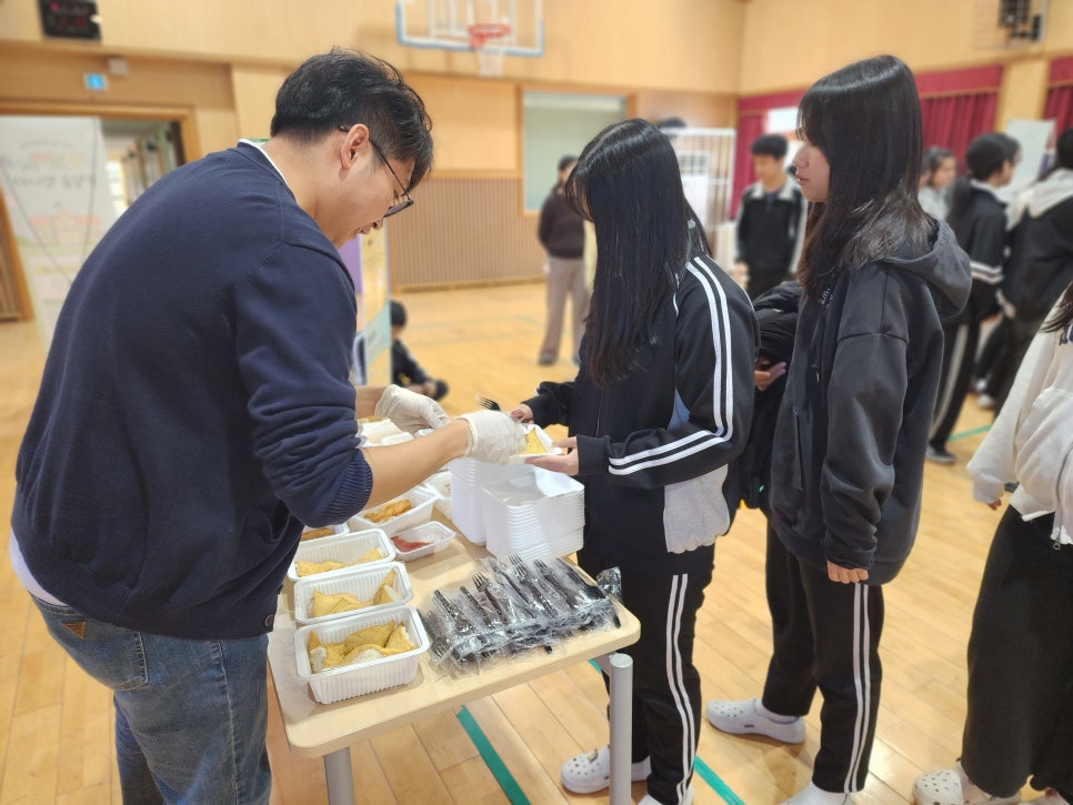 찾아가는 통일문화체험 학교에서 통일을 만나다 - 인천용유초중학교 사진7