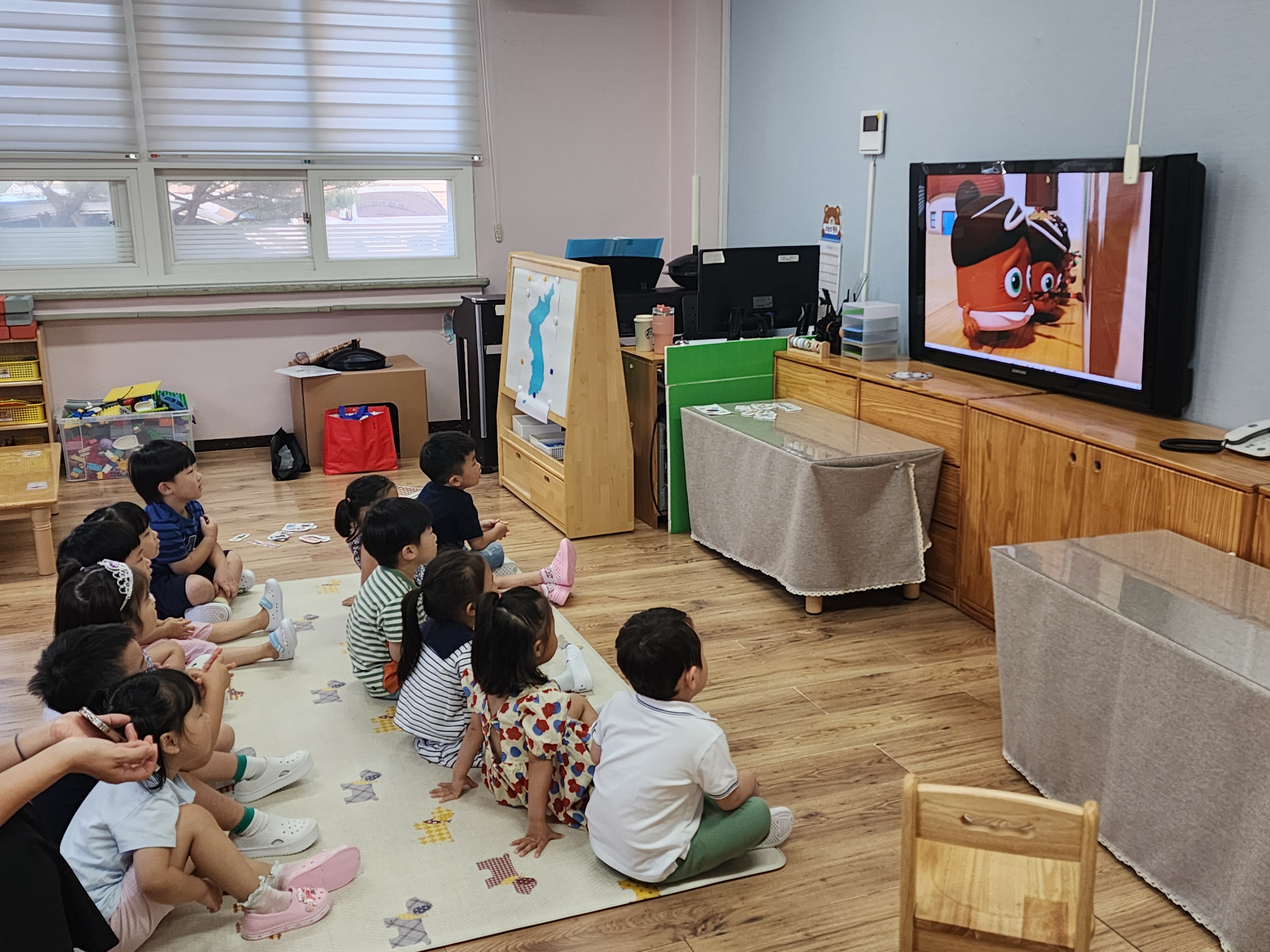 2025년 유치원 대상 찾아가는 통일문화 체험 ‘통통통, 통일아 놀자’ - 인천시 인천시 연수구 먼우금초 병설유치원 사진1