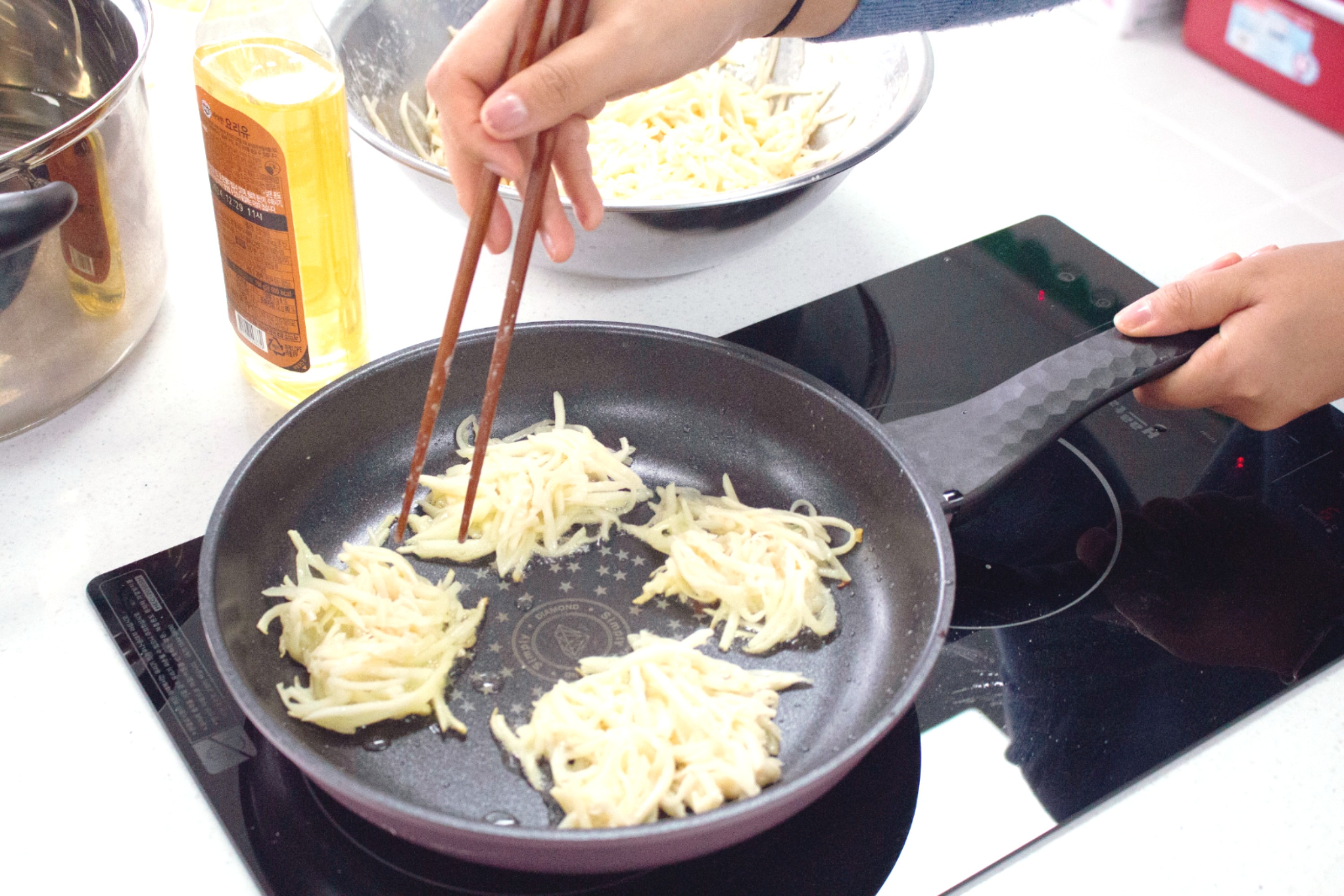 호남 통일플러스센터 쿠킹 클래스 : 북한 생감자전