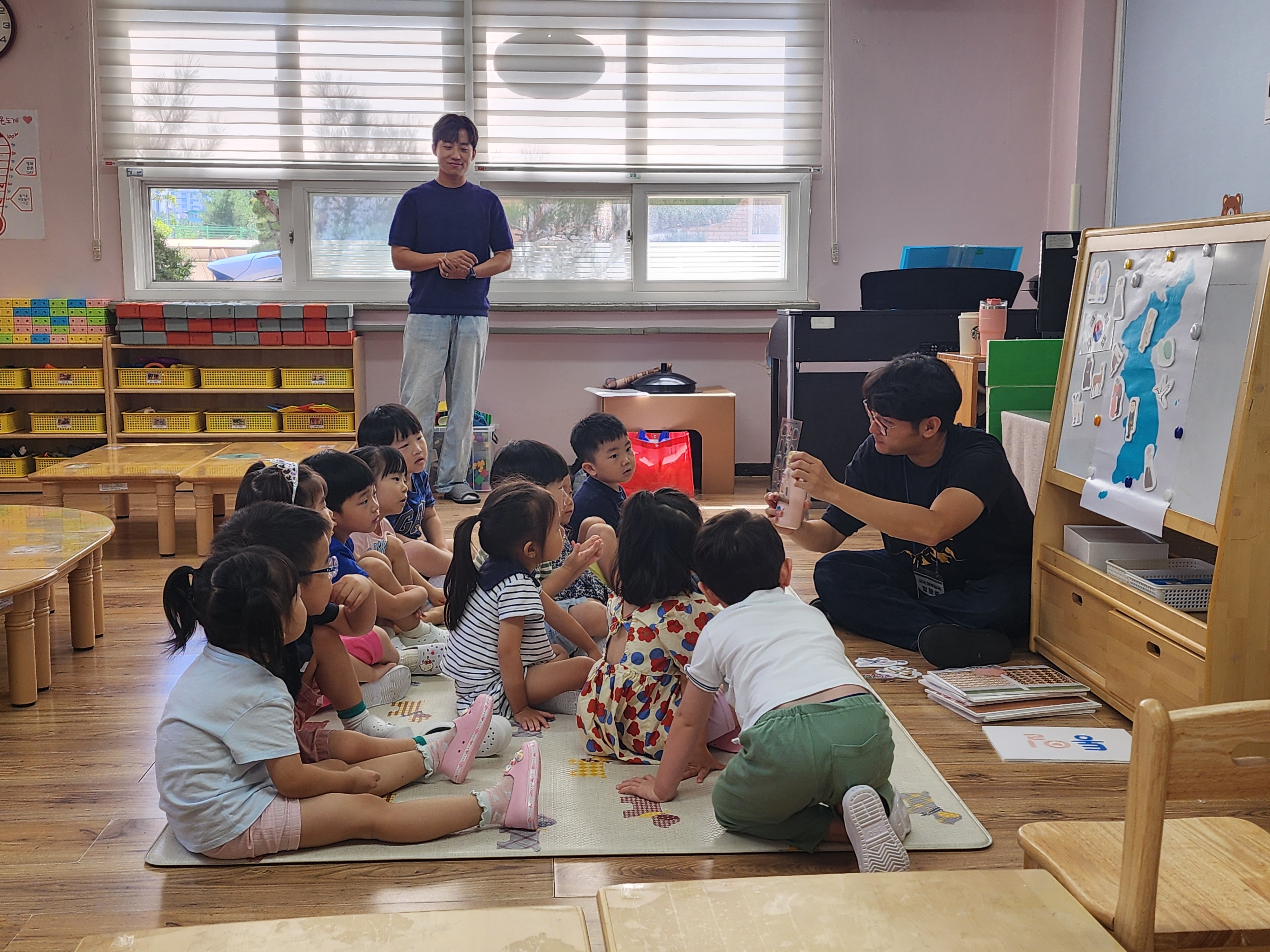 2025년 유치원 대상 찾아가는 통일문화 체험 ‘통통통, 통일아 놀자’ - 인천시 인천시 연수구 먼우금초 병설유치원 사진6