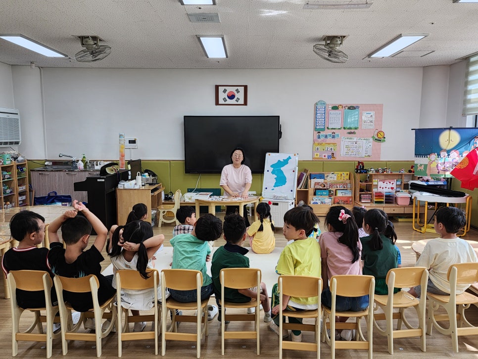 2025년 유치원 대상 찾아가는 통일문화 체험 ‘통통통, 통일아 놀자’ - 인천시 인천시 연수구 첨단초 병설유치원 사진7