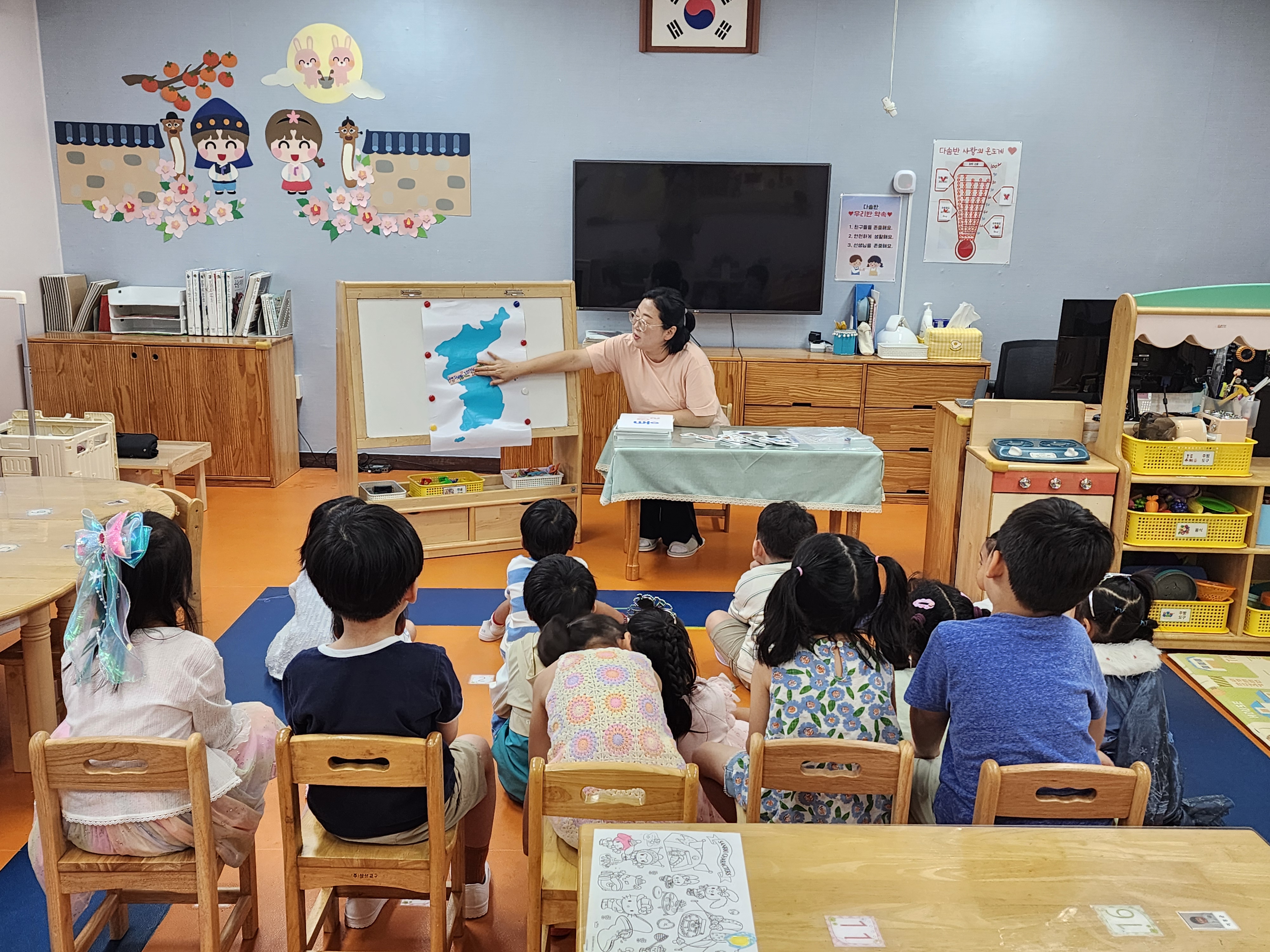 2025년 유치원 대상 찾아가는 통일문화 체험 ‘통통통, 통일아 놀자’ - 인천시 인천시 연수구 먼우금초 병설유치원 사진5